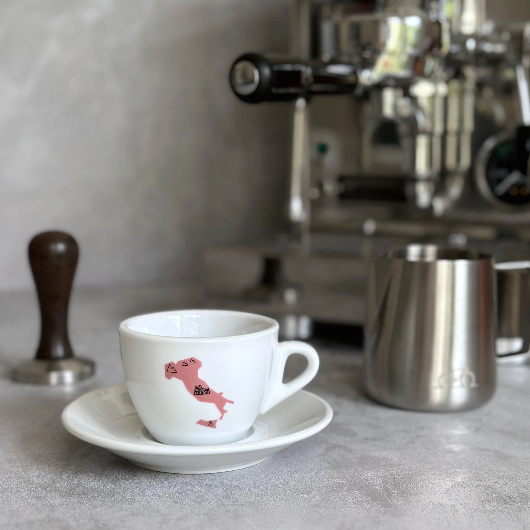 Cappuccino-Tasse Il Giro d'Italia mit italien-Print in rosa