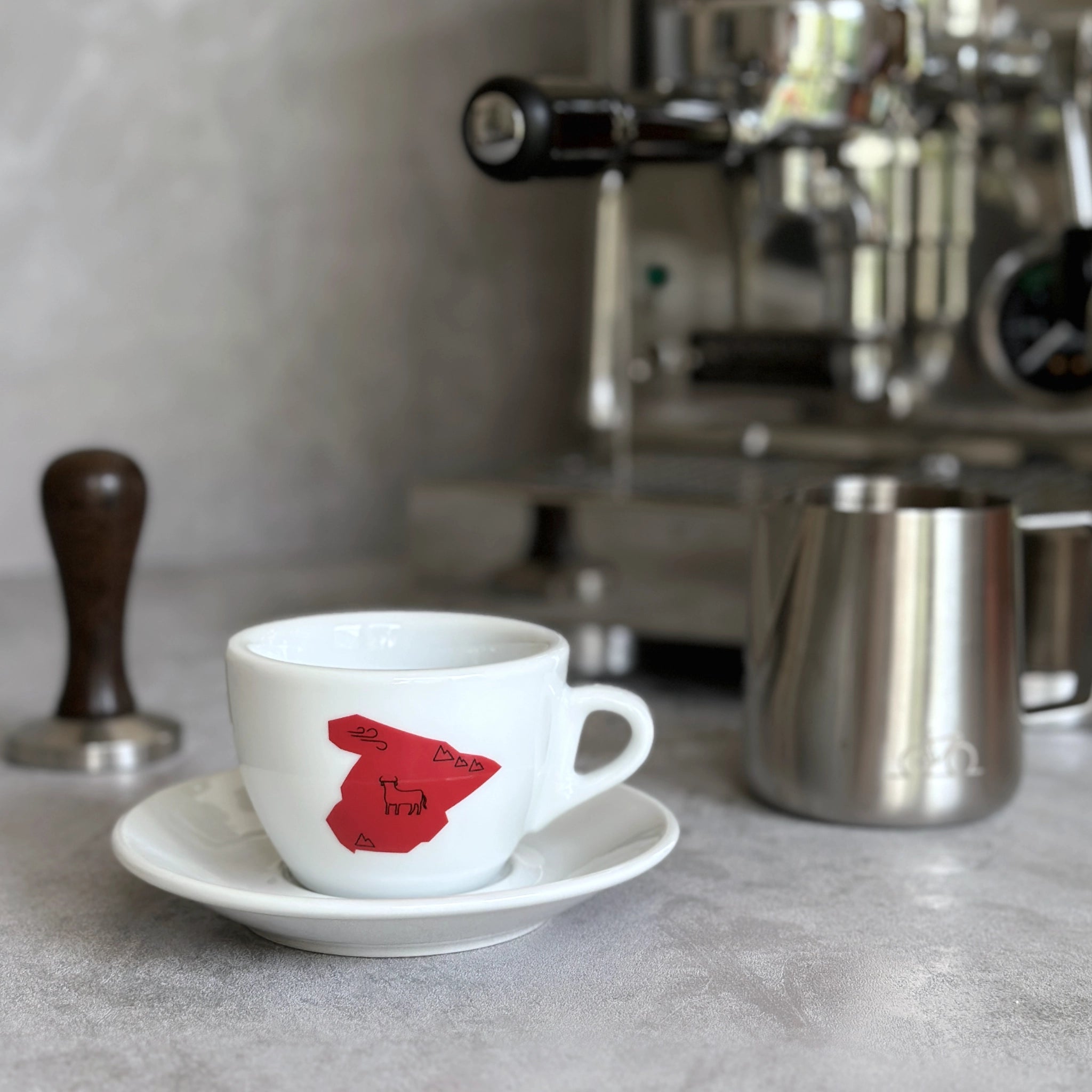 Cappuccino-Tasse La Vuelta a España mit Spanien-Print in rot
